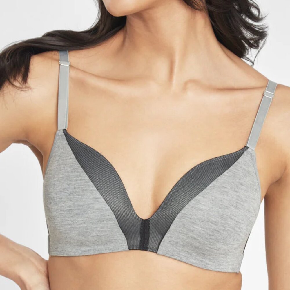 Lively All-Day Deep V No-Wire Bra